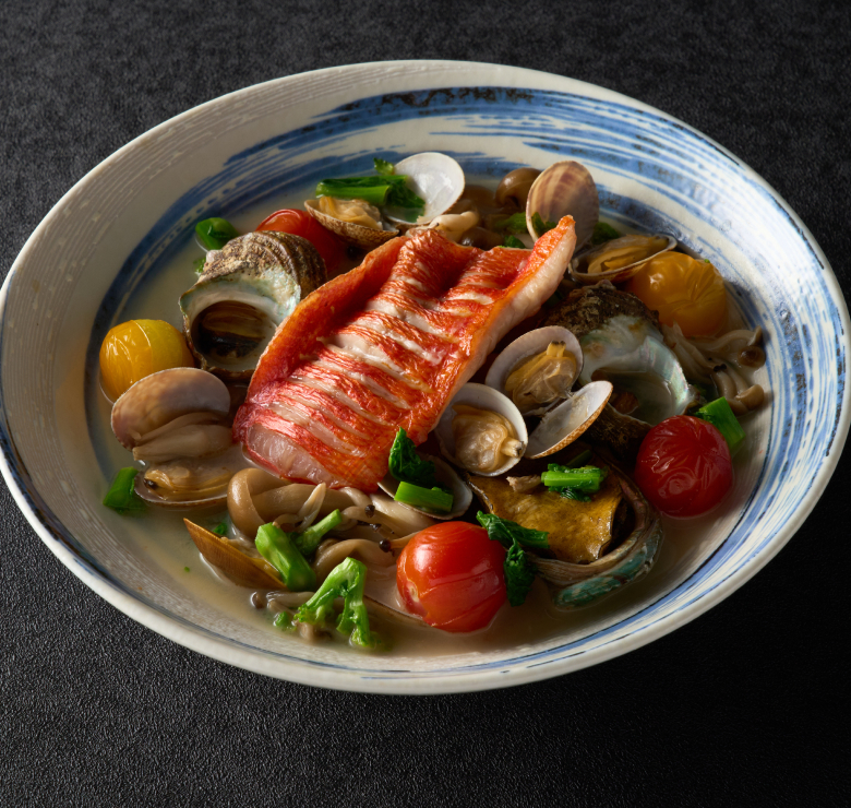 東京駅徒歩1分 新丸ビル5F ‖ 【公式サイト】割烹ダイニング波里HARII